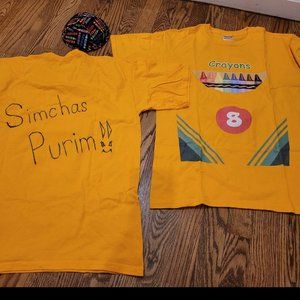 Crayon tshirt and kippa